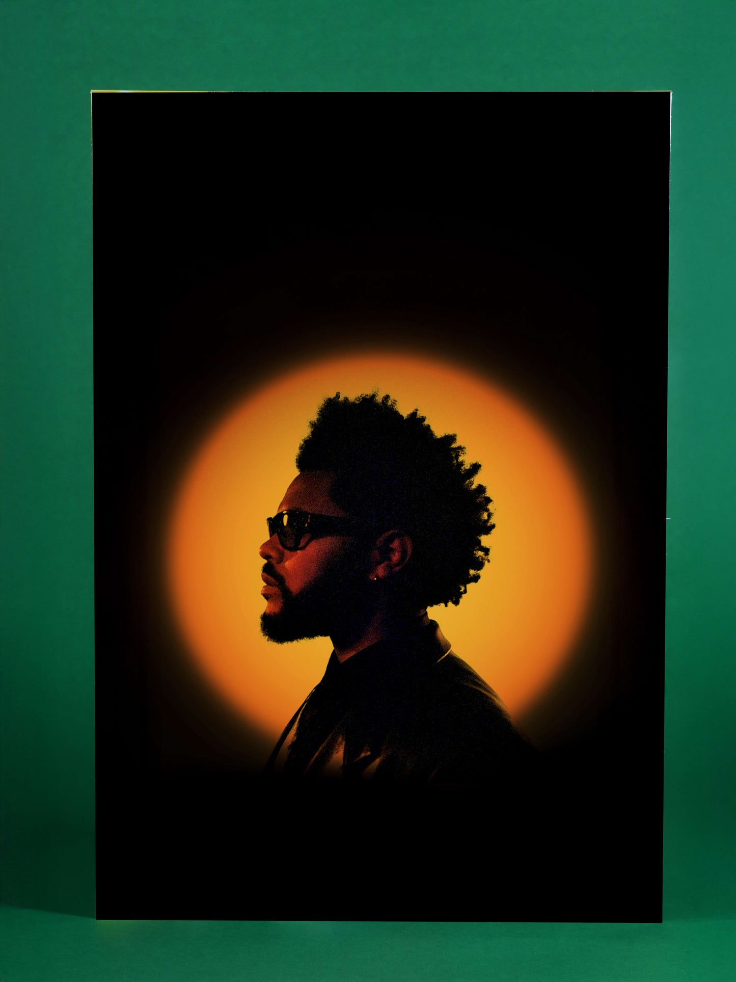 Radiant Aura – The Weeknd